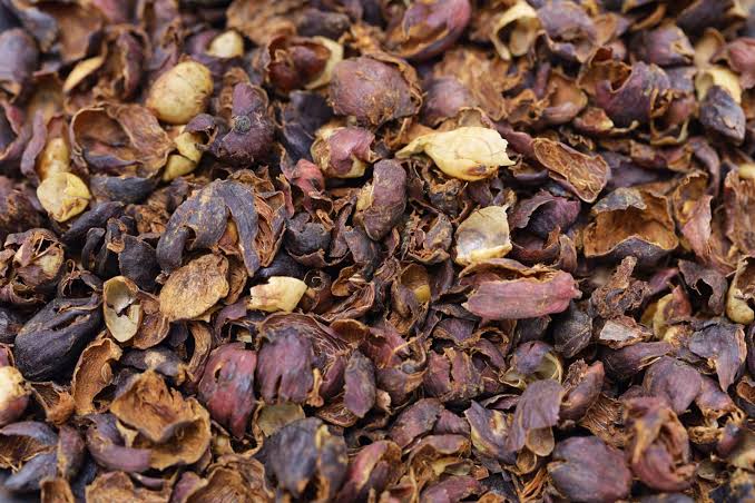 Parchment and Husk as Fuel or Compost - 1300'S Coffee