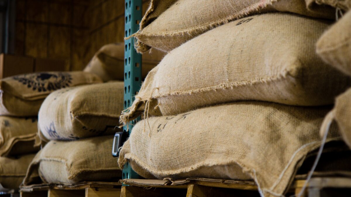 Storage Considerations Across Different Business Scales - 1300'S Coffee